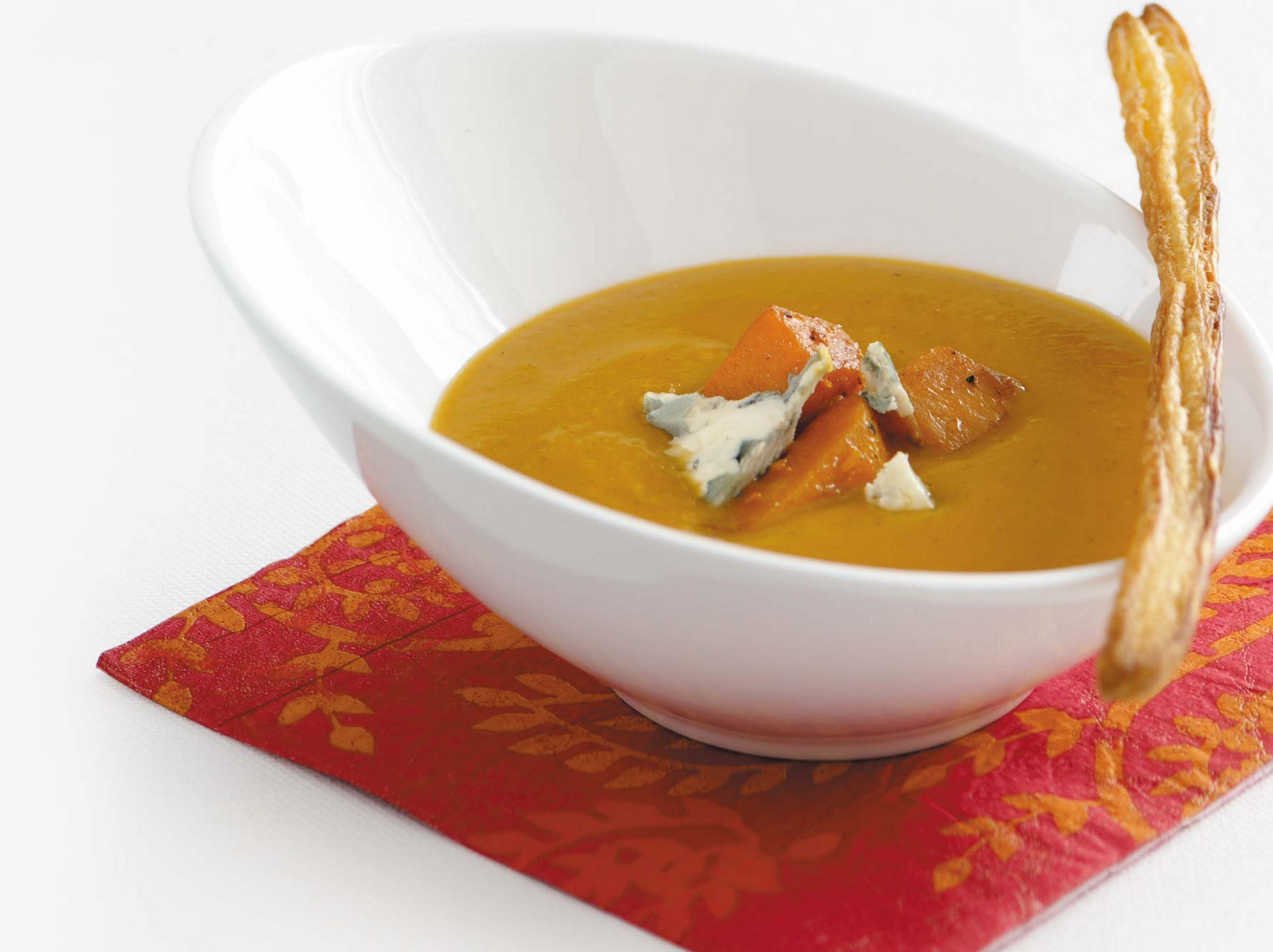 Spicy butternut soup prepared in the AMC 40 cm Magnum