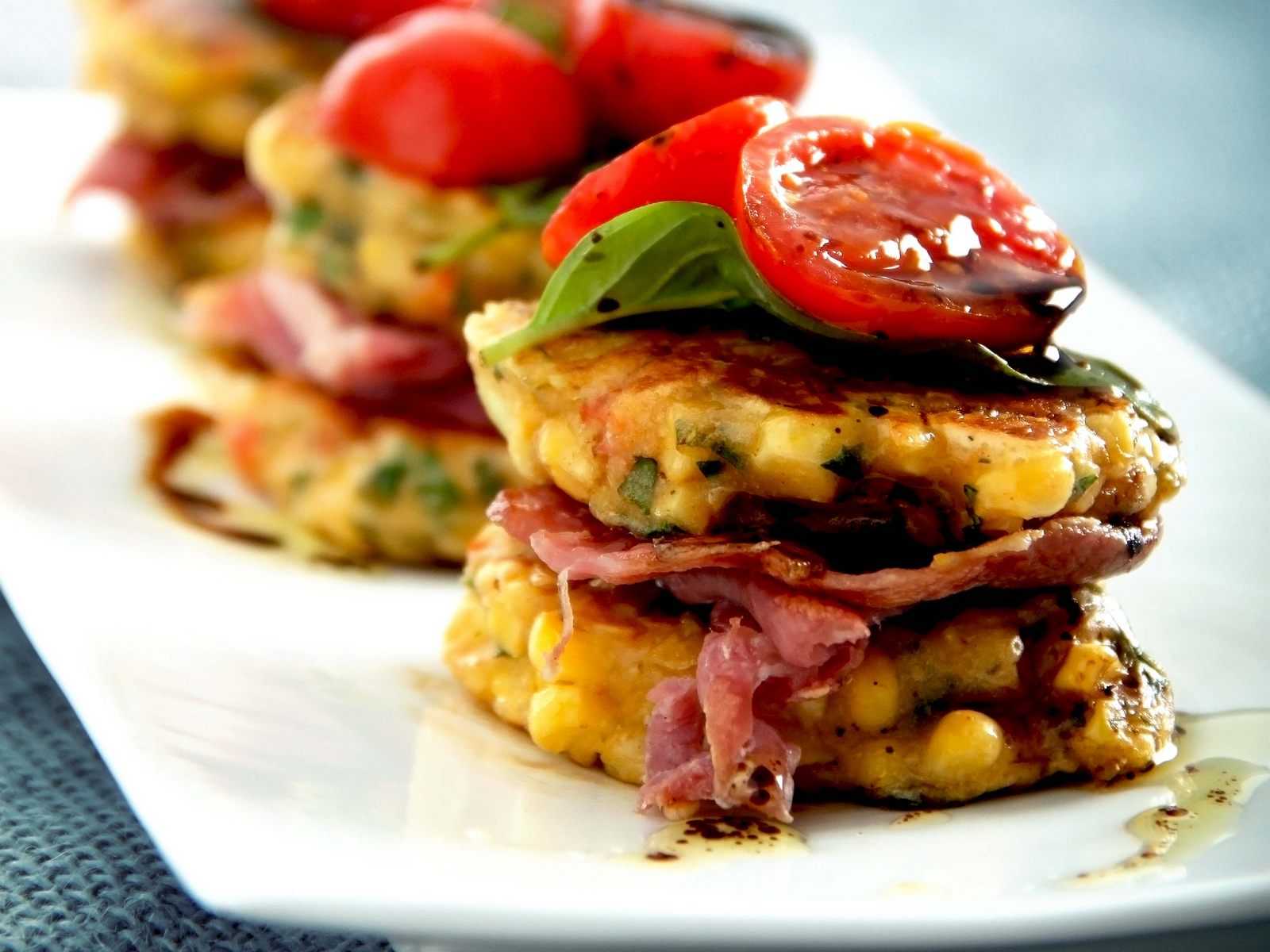 BREAKFAST FRITTER STACK