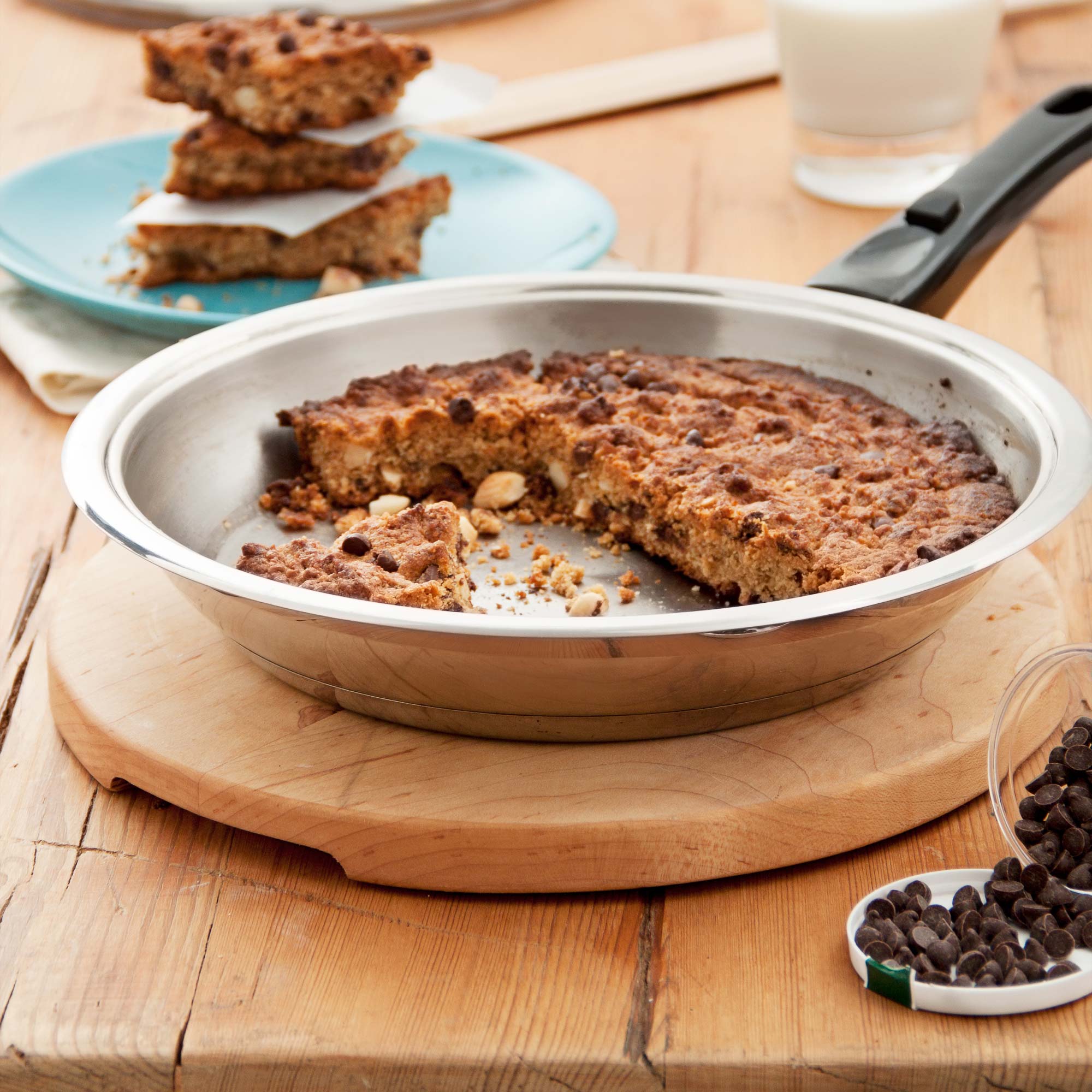 Peanut butter & chocolate chip skillet cookie