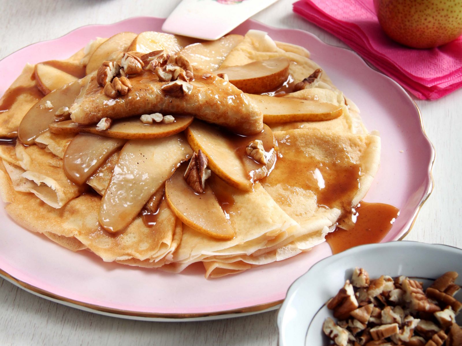 Pear and caramel pancakes