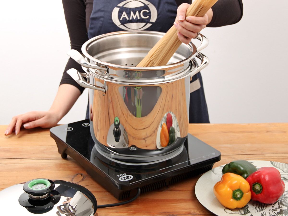 AMC Pasta Maker, Spaghetti, AMC Apron