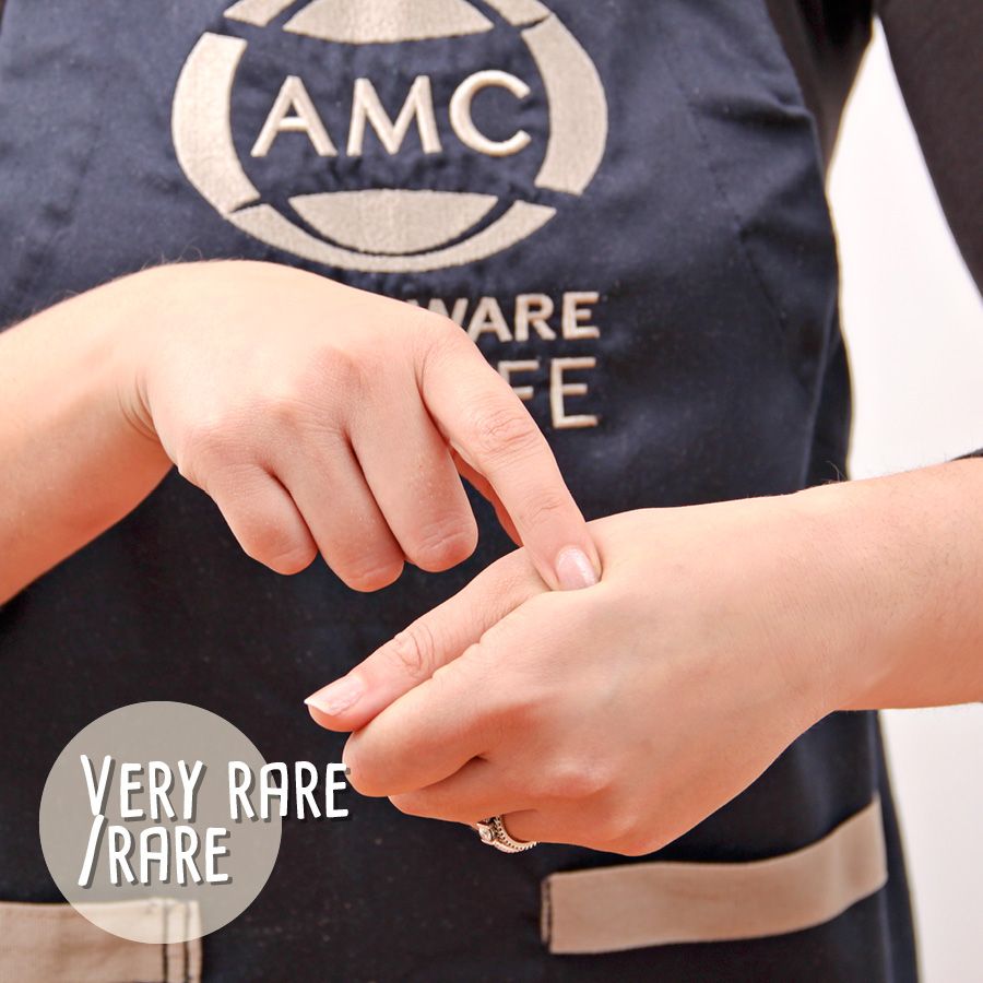 Touch test for very rare and rare meats