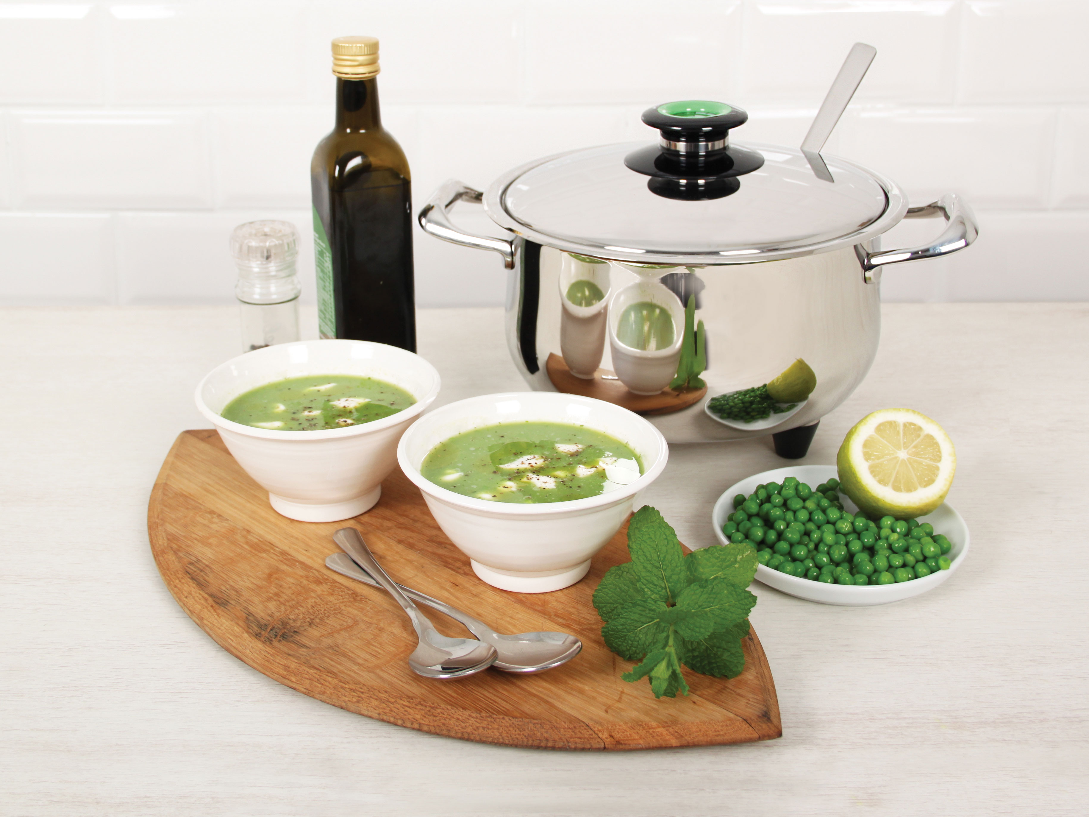Pea & mint soup in the AMC Soup Tureen