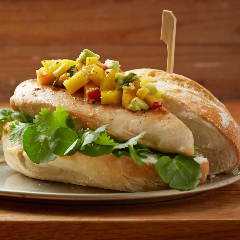 Chicken burgers with fruity salsa bu AMC Brand Ambassador Heleen Meyer