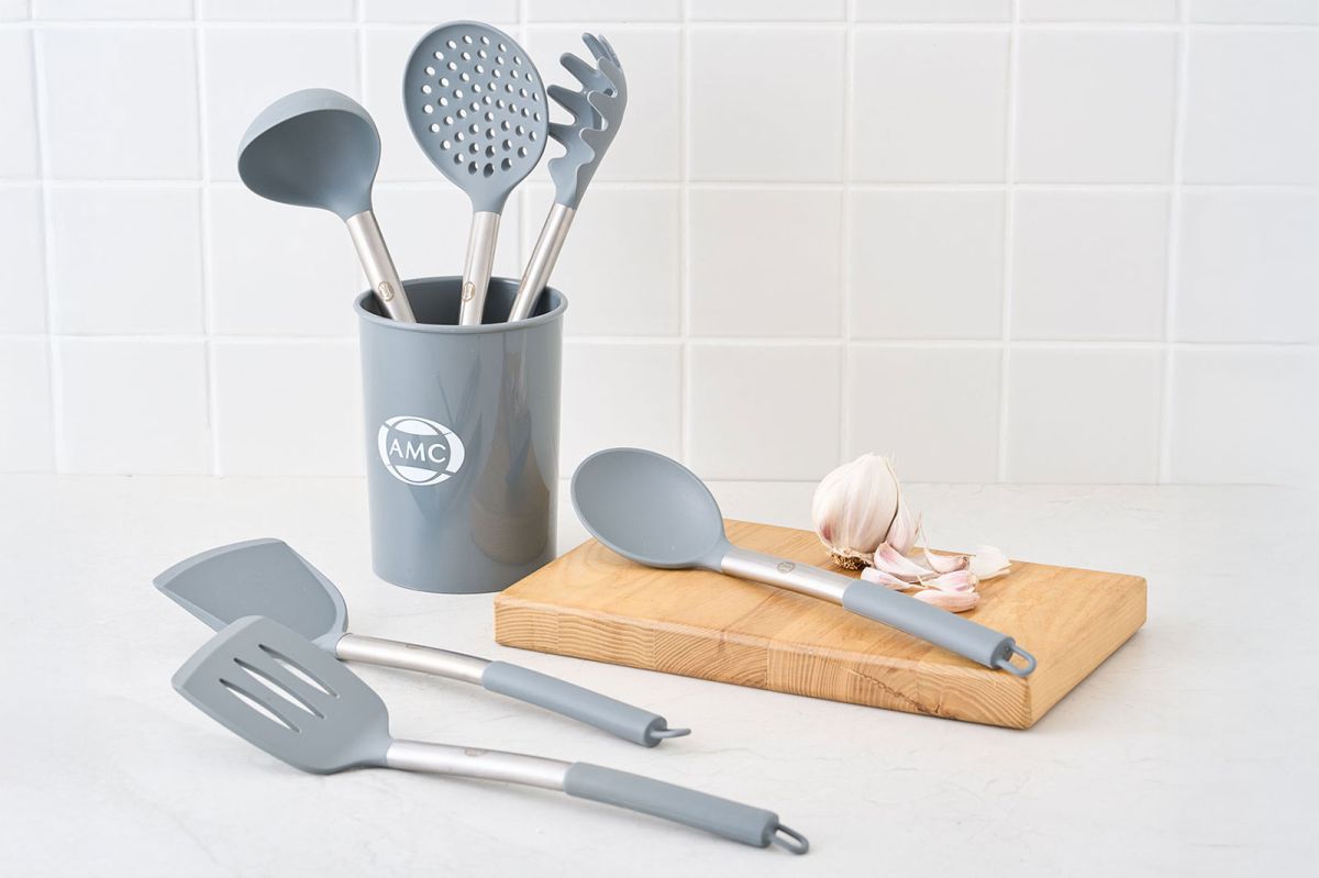 KITCHEN UTENSIL SET