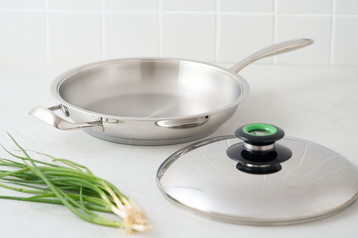 28 cm Gourmet Long Handle Chef's Pan