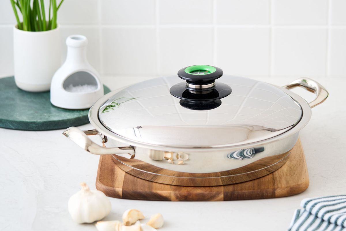 30cm Gourmet Fry Pan Lifestyle